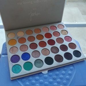 Jaclyn Hill Palette